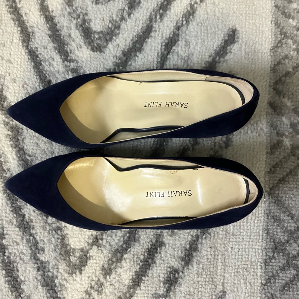 EUC Sarah Flint Navy Suede Pumps - Picture 5 of 6